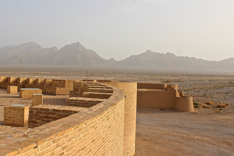 This is located at the desert of  Yazd
