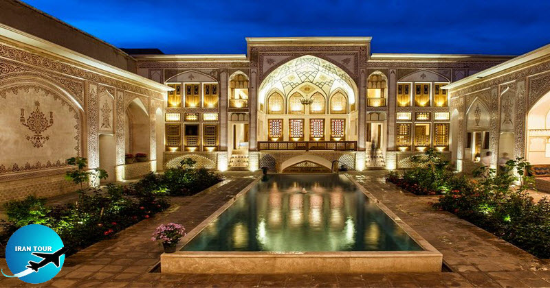 This house / hotel is one of the most luxurious places in the center of Kashan and dates back to the Qajar period.