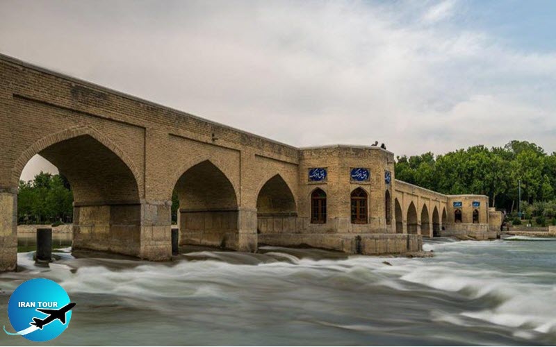 Juie Bridge The Only Private Historical Bridge on the Zayandeh Rood