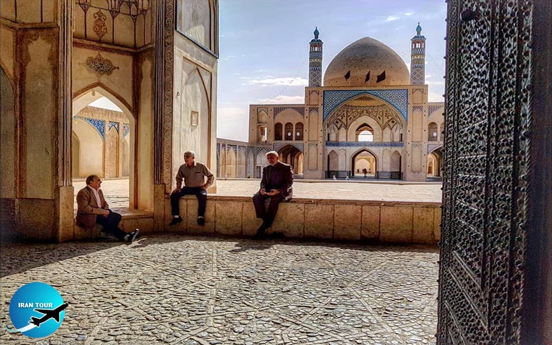 How to Get and Visit Kashan in One Day