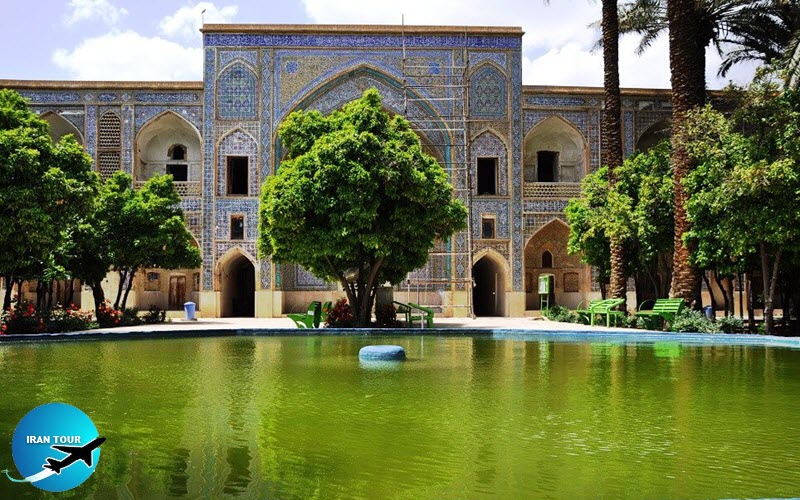  Khan Madreseh in Shiraz was established to provide an appropriate setting for the lectures of Mulla Sadra