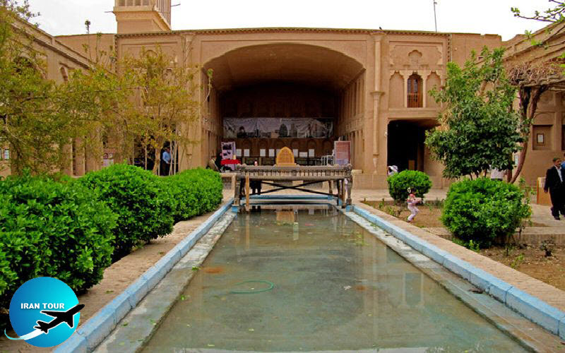 Yazd's Houses a Mix of Art and Desert
