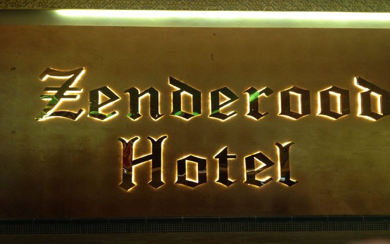  Zenderood Hotel