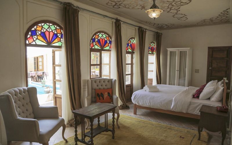 7 best houses/hotels of Shiraz 