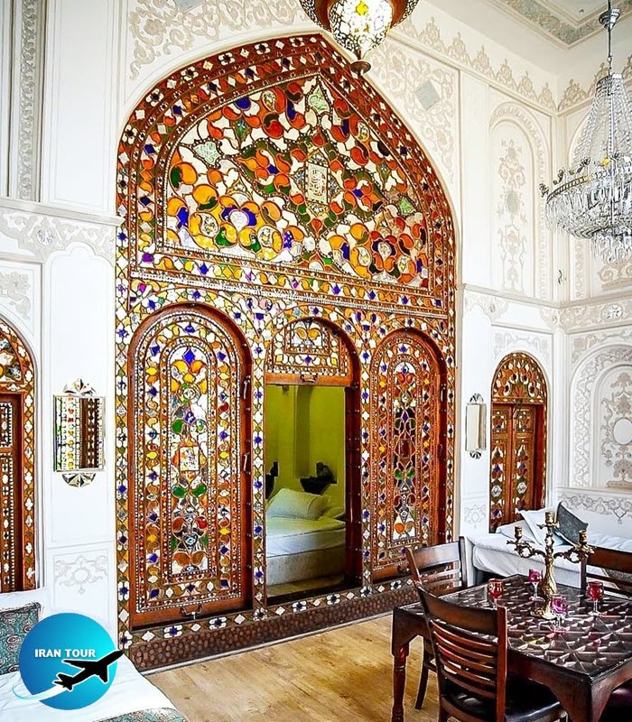  Top 10 best Kashan historical houses/hotels