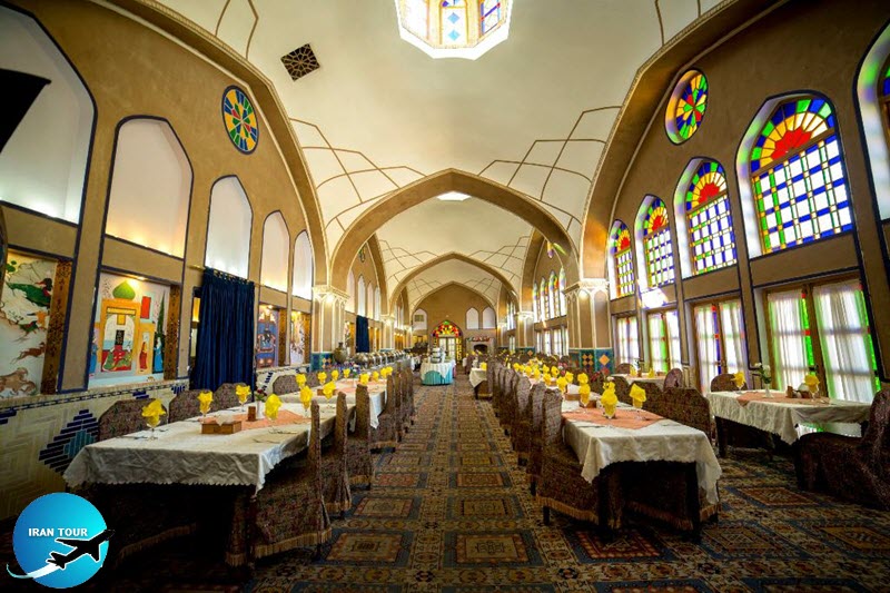 Moshir al-Mamalek Hotel,  traditional restaurant